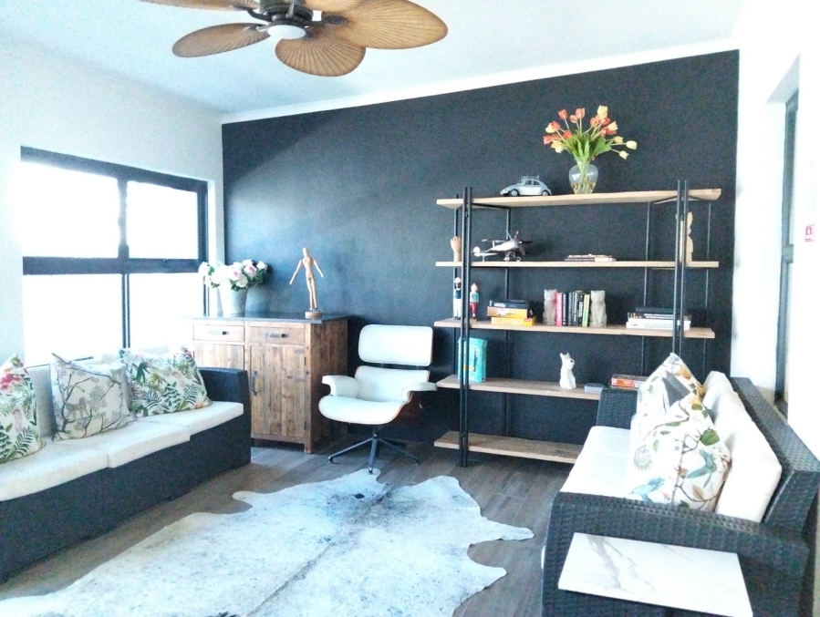 To Let 3 Bedroom Property for Rent in Sandown Western Cape